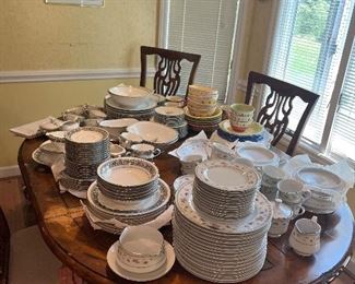 Dishes! Dishes! Dishes! Noritake Prelude Ivory China, Franconia German China Lilly of the Valley, Pfaltzgraff ‘Secrets of Pistoulet‘ casual dining