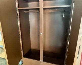 Metal / wood composite storage cabinet / wardrobe 
