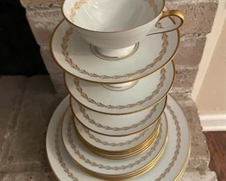 Saladmaster Estate Porcelain Golden Classic Bavaria Set