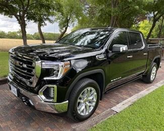 2021 GMC SIERRA SL. 4WD Texas Edition, 8768 Miles
Description
5.3 L V8. Black exterior paint with chrome trim is like new condition. Chrome handles bumper grill. Black leather interior upholstery with heated and cooled seats. Black interior trim with some wood grain. Automatic transmission. Power steering. Power brakes. Power windows. Bridgestone Alenza tires are original to the truck and have very little wear. Full-size chrome wheel covers. Apple play entertainment center with rear camera. Manufacturer’s warranty. Immaculate condition. Maintained meticulously.