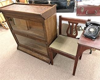 Antique furniture. Antique oak 2 stack Grand Rapids Furniture lawyer's bookcase