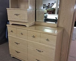 Mid Century blonde bedroom set