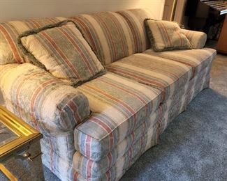 $275 - 32" high x 82" wide x 40" deep