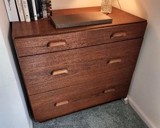 $195 - 32" high x 35" wide x 21" deep