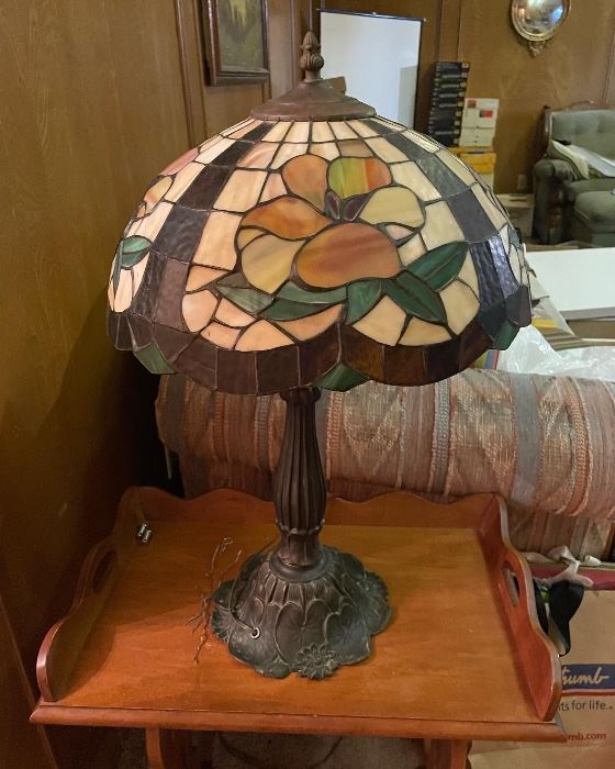 Heavy Tiffany style lamp Tiffany lamps one tune