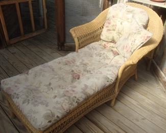 Woven resin wicker chaise