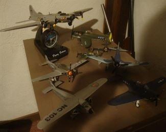 Military airplane models