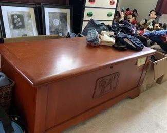 Lane Cedar Chest 