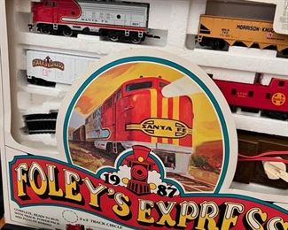 Bachmann 1987 Foleys Express Train set 