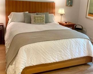 Mid Century King Bed, Beautyrest Hybrid Mattress Linens