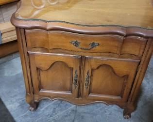 Nightstand 