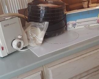 Pasta Maker, Food Dehydrator Vacuum Sealer