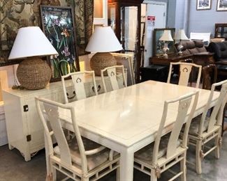 Dining table & chairs  Orlando Estate Auction