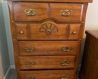 Chest of drawers with matching queen size bed/headboard. 