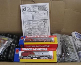 Life Like Train Set _ New in Box