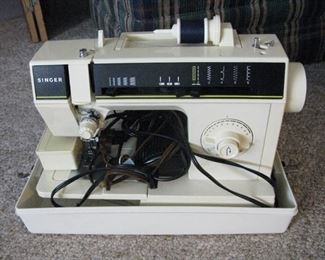Singer Sewing Machine