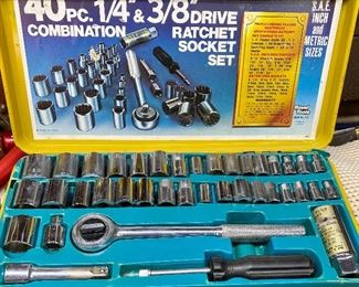 Drive/ratchet set