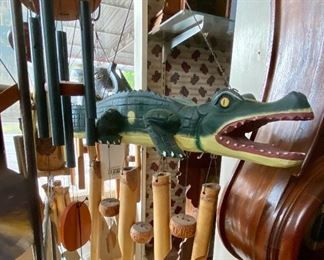 Wind chimes, bamboo and metal chimes