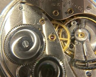 1932 ELGIN Grade 479 (12s 17j) with 14K GOLD Keystone Case