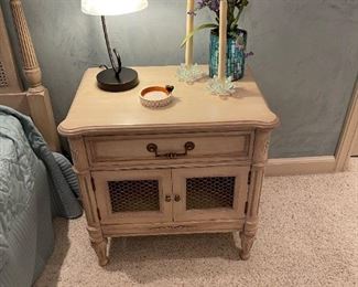 Davis Cabinet Company Bedroom Set