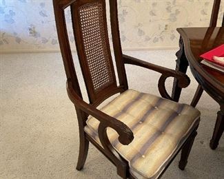 Davis Cabinet Company Dining Room Set