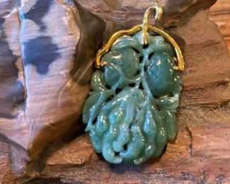 Large JADE and Yellow GOLD Pendant - Comes with Current Appraisal