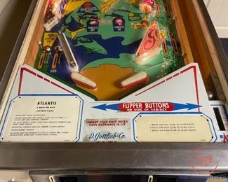 1975 Atlantis Pinball Machine by Gottlieb