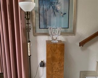 Burl maple stand, antique Asian style floor lamp, vintage framed print