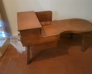 ANTIQUE COBBLERS BENCH