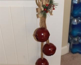 Holiday bells
