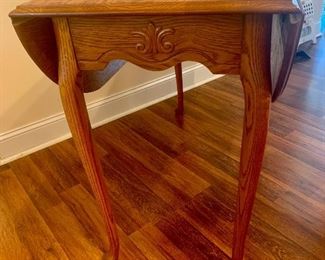 #133 Oak drop leaf table $85