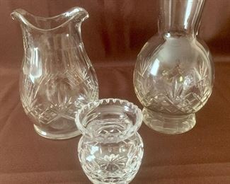 #162 Left 6” 12
#163 Front 3” crystal vase $8
#164 Right 7” water carafe $8