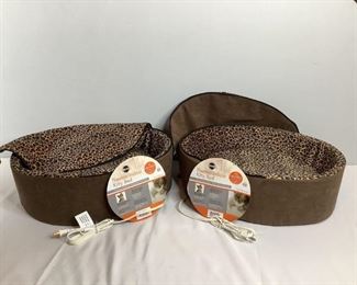Two (2) K&H Pet Products Thermo heated indoor cat beds, both measure, H 7"x W 24"x D 16", appear to be new, unknown working condition.