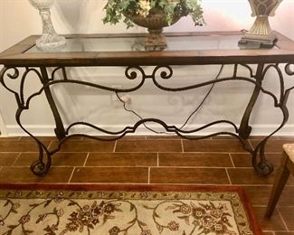 Metal/ glass entry table