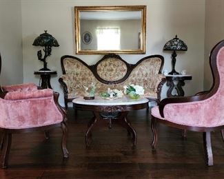 Antique Living Room Furniture 