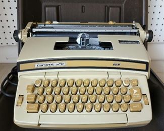 Smith-Corona Coronet Super 12 Electric Typewriter