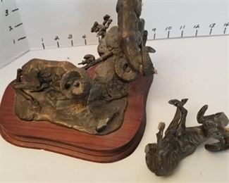 Legends #223/2500 Double Trouble sculpture (one ram needs remounted)