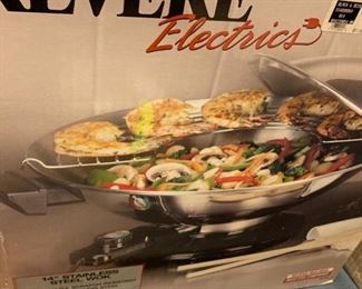 NEW ELECTRIC SKILLET