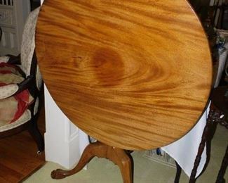 1780-1820 New Hampshire American Tilt Top Table...sun-fade but in overall very good shape!