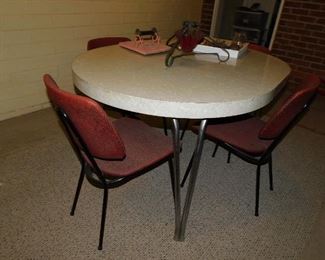 Retro Table and Chairs 