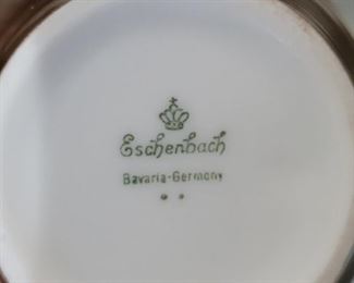 Retro teapot and creamer