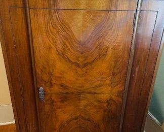 Gorgeous Small Burl Walnut Cabinet with (3) Shelves Inside
     Would make a great bar!