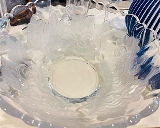 Beautiful Etched Crystal Bowl