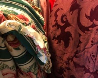 Comforters and Bedspreads for Twin, Double, Queen and King
