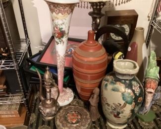 Antiques, vases, decor 