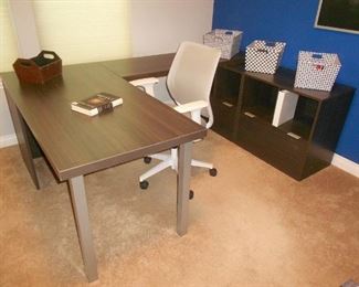 Bestar Office Desk i3 Plus 61W U-Shaped Executive Desk | https://www.bestar.com/product/u-shaped-desk-160862/?variation=21