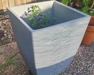 Extra large decorative pots