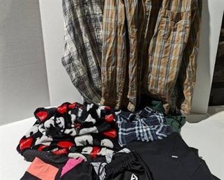 Winner Takes All Lot Featuring Very Soft Coca Cola Oresie