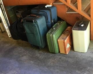 Vintage Luggage, Safe with key