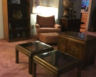 2 glass top coffee tables each measures 21in x 21in x 14.75in H
